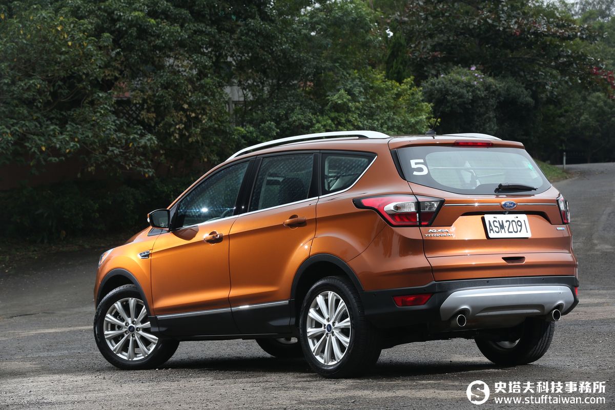 賞車 福特ford New Kuga 245旗艦型 智能休旅車安全配備更優質 切琍攝文旅食