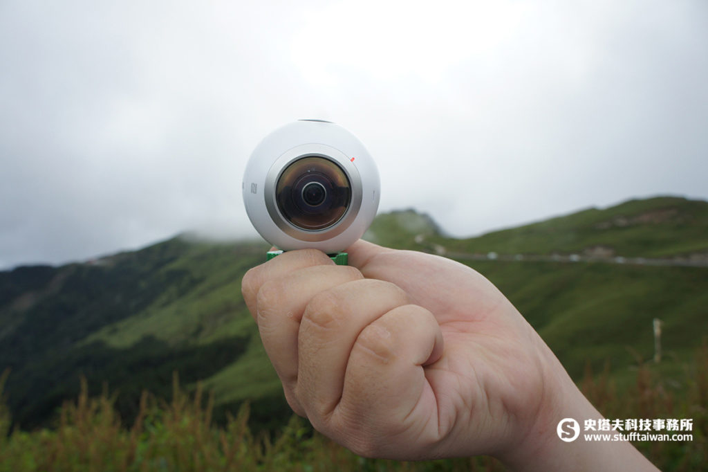 Gear 360