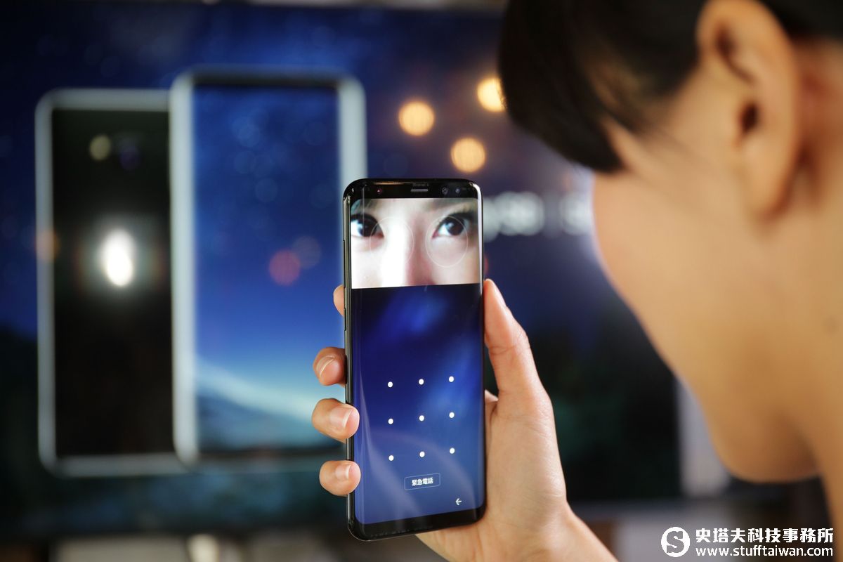 Samsung Galaxy S8、Galaxy S8+正式登場！超高屏佔比玩小機身魔術