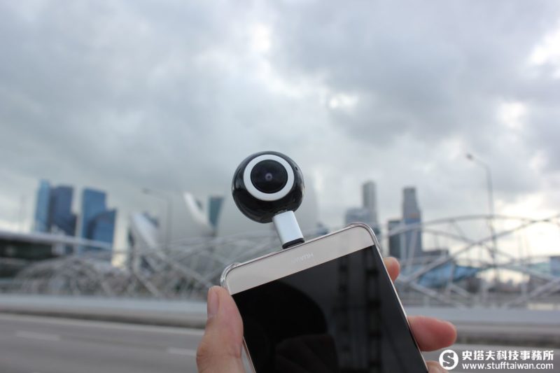 LyfieEye 360°球形攝影相機測試：小傢伙將美景盡收眼底