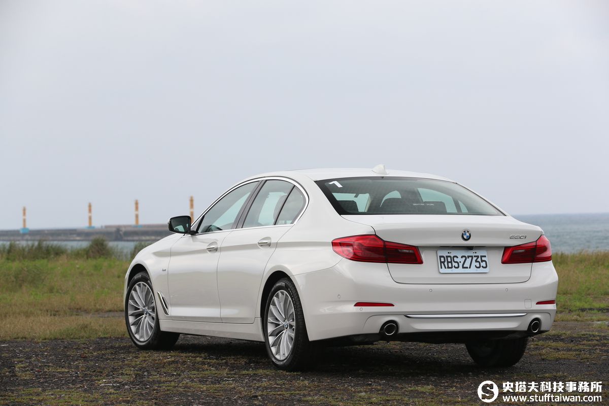 BMW 530i Luxury試駕：小七來了！