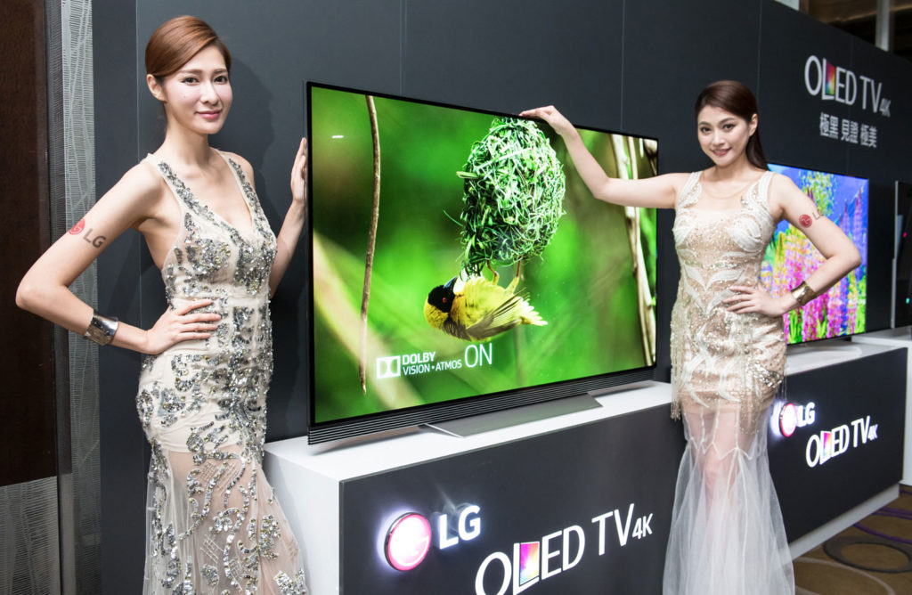 LG 2017 4K OLED TV情境照