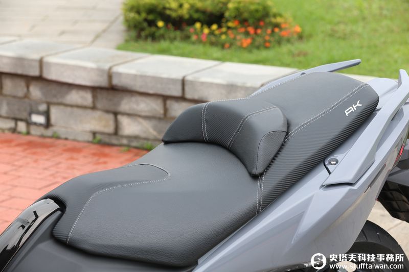 KYMCO AK550騎乘：五十年磨一劍