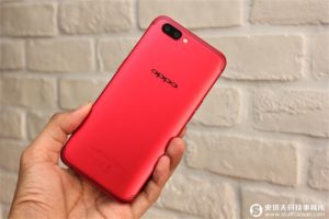 OPPO R11熱力紅開箱：跟這盛夏豔陽一起走跳