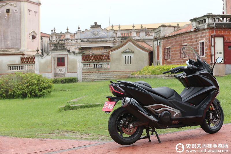 KYMCO AK550騎乘：五十年磨一劍