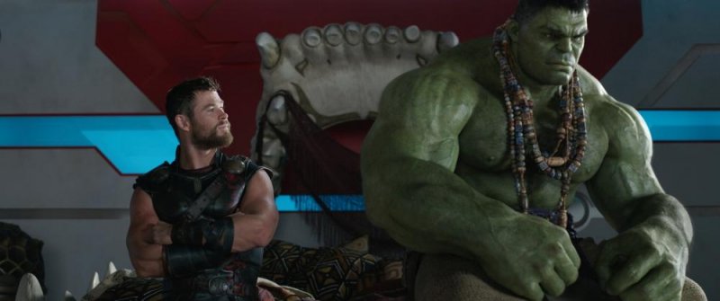 【雷神索爾3：諸神黃昏 Thor:Ragnarok】聲光娛樂效果十足 保持一貫漫威幽默