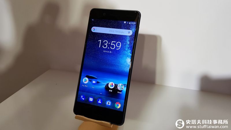 重生後的初旗艦！NOKIA 8登台雙色雙拍有看頭