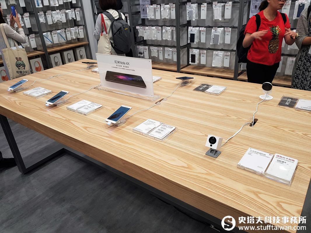 小米台南Focus專賣店登場！精緻店面設計快速入手小米商品