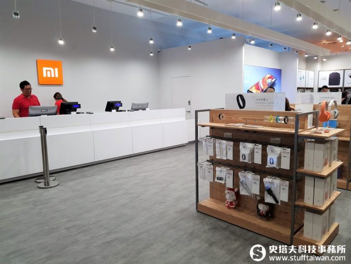 小米台南Focus專賣店登場！精緻店面設計快速入手小米商品