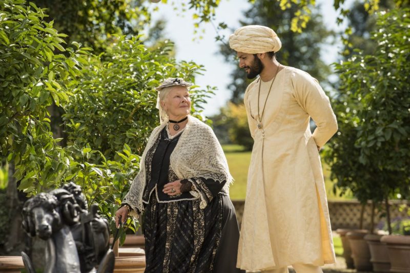 【女王與知己 Victoria and Abdul】一段最不可思議的友情？還是黃昏之戀？