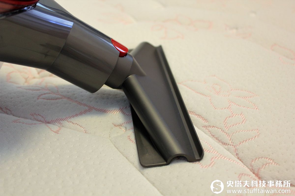 Dyson V8 Absolute+試用：它能解決你家中的清潔大小事嗎？