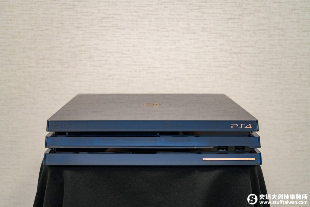 PlayStation 4 Pro 500 Million Limited Edition