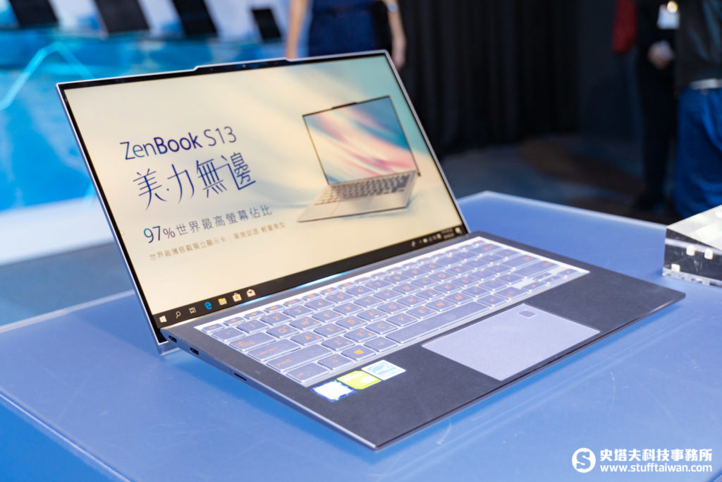 ASUS ZenBook S13