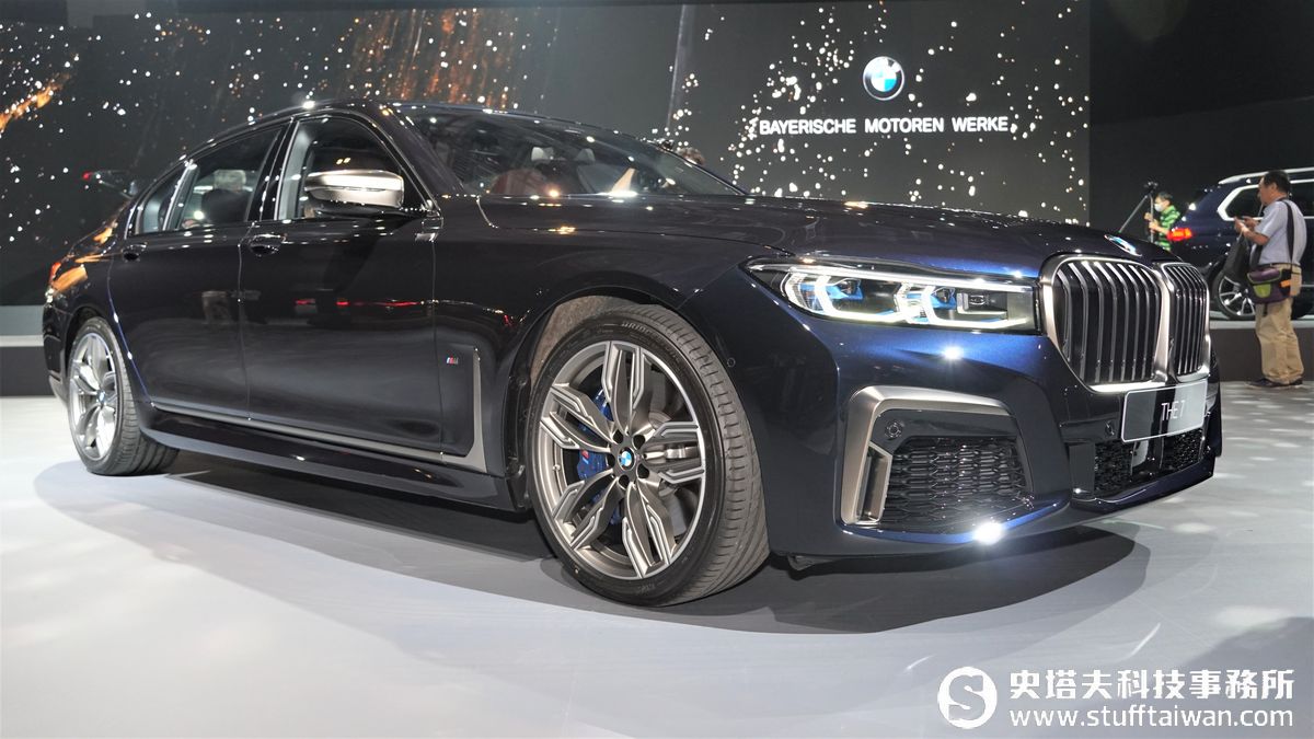 Bmw Luxury Class頂級車系組成 Bmw 7 8 X7 I8 Roadster定義豪華車款 史塔夫科技事務所