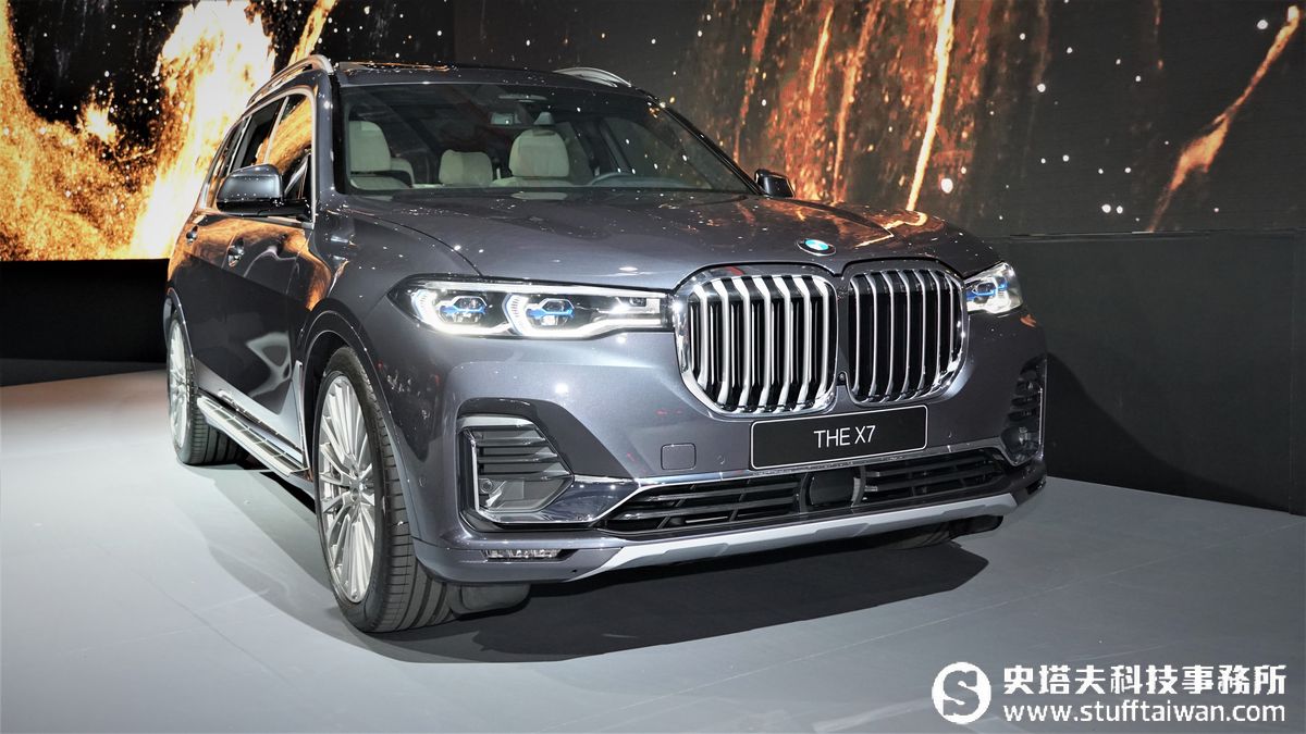 Bmw Luxury Class頂級車系組成 Bmw 7 8 X7 I8 Roadster定義豪華車款 史塔夫科技事務所